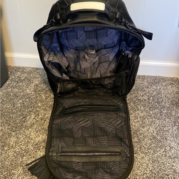 Itzy Ritzy Diaper Bag - Picture 4 of 9